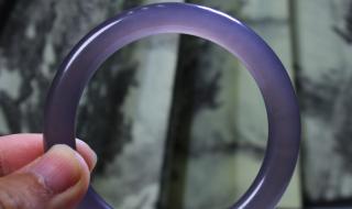 新疆和田玉手镯价格 新疆和田玉手镯价格